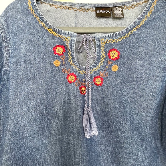 Jean Blouse. - Picture 2 of 3